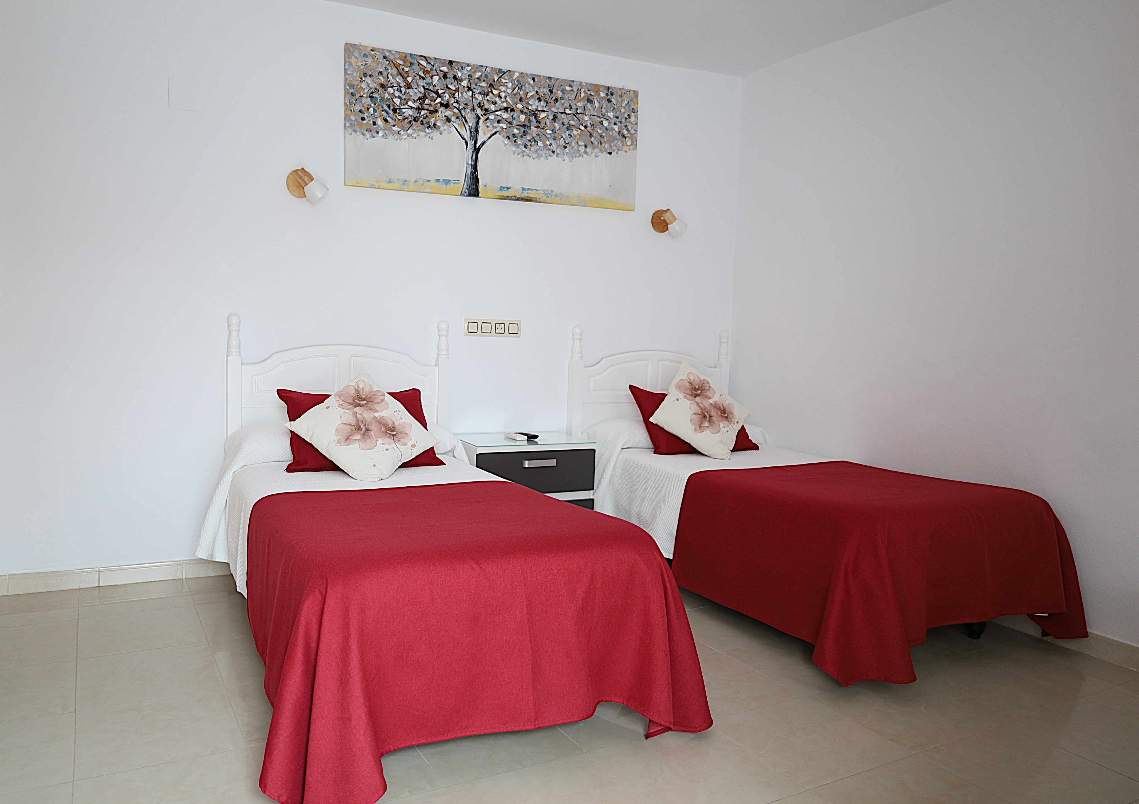 Double room (two single beds) Double room (two single beds) - Hostal Arcos Beach Chipiona